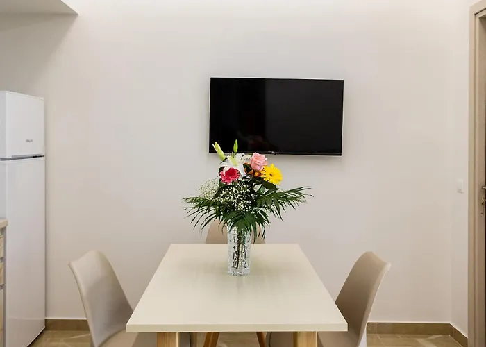 Apartment Astir Life - Charming Homes Near Sea