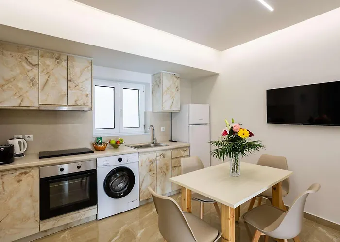 Astir Life - Charming Homes Near Sea Apartment Kalamata