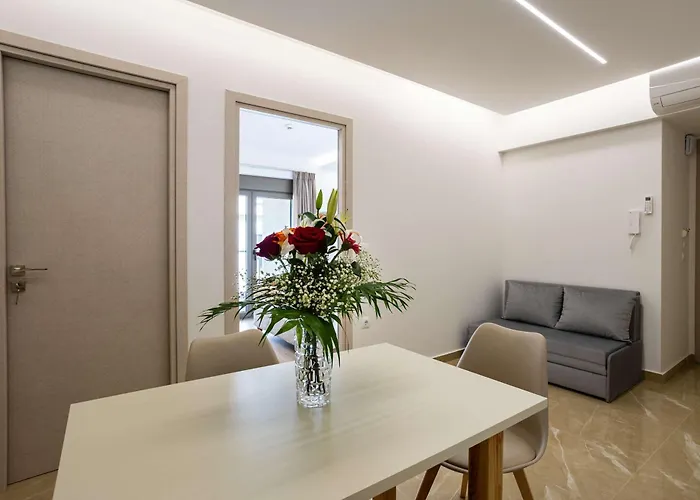 Astir Life - Charming Homes Near Sea