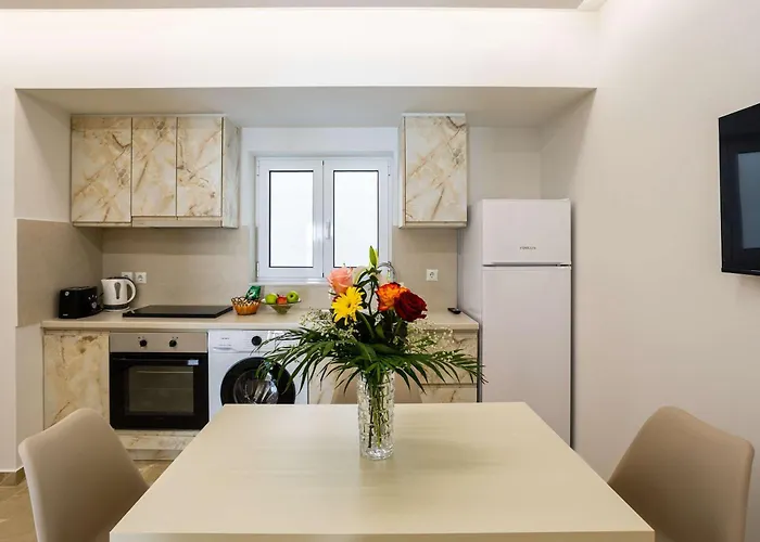 Astir Life - Charming Homes Near Sea Apartment *